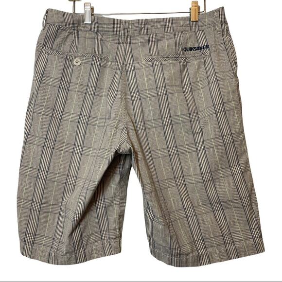 QuikSilver Mens Plaid Brown Shorts 34 Flat Front - Picture 2 of 4